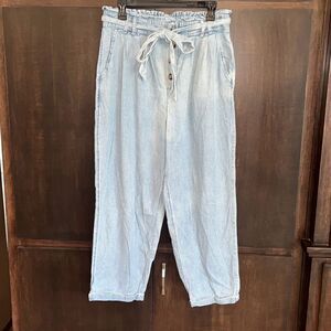 American Eagle Chambray Paperbag Belted Pants Large